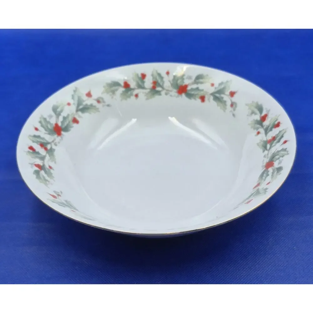 China Pearl NOEL Serving Bowl Holly Berries Gold Trim 9.5x2.5
